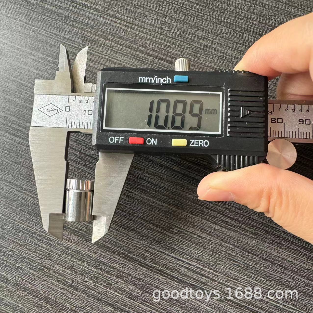 329b5d41a3e72e69c3ae511a2658cb