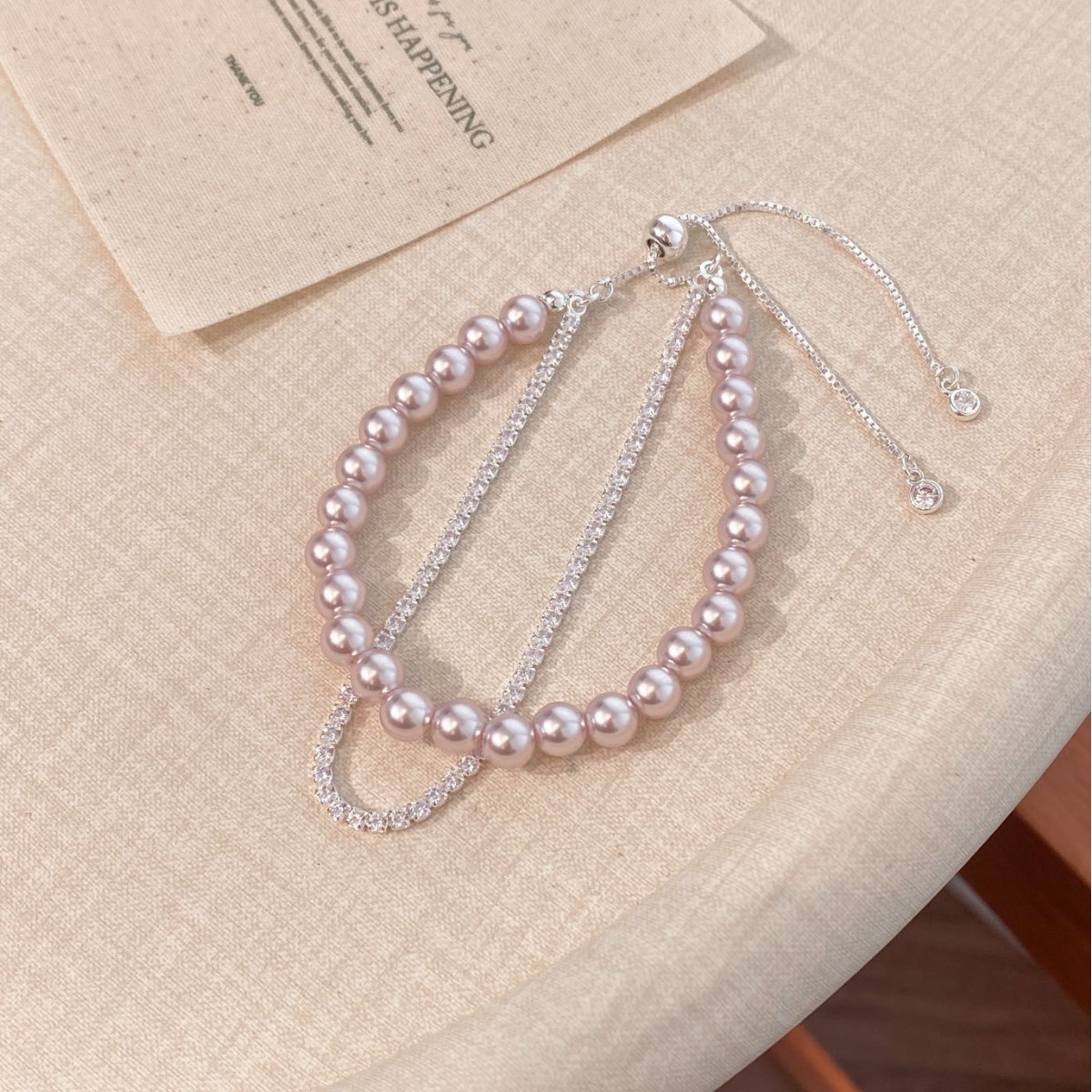 Manta Rose Pearl Double-Layer Elegant Stackable Bracelet, Niche Design, High-End Feel, Exquisite and Versatile Pull-Adjustable Jewelry