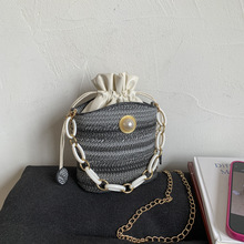 �����r�и��ֵ�����2025�＾�¿�ٴ�ins�߼��Іμ�б��ˮͰ��