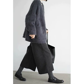 女式针织衫;女式衬衫;半身裙