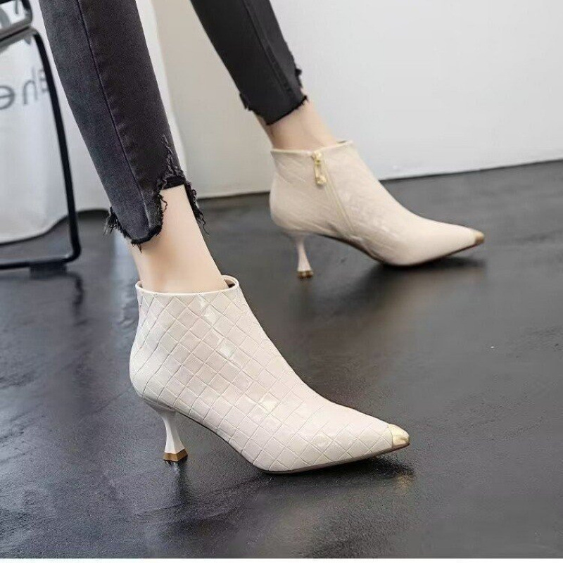 2025 Autumn and Winter New Foreign Trade French Short Boots Medium Heel Pointed Toe High Heel Boots Stiletto Boots Women's Side Trade Cross-Border
