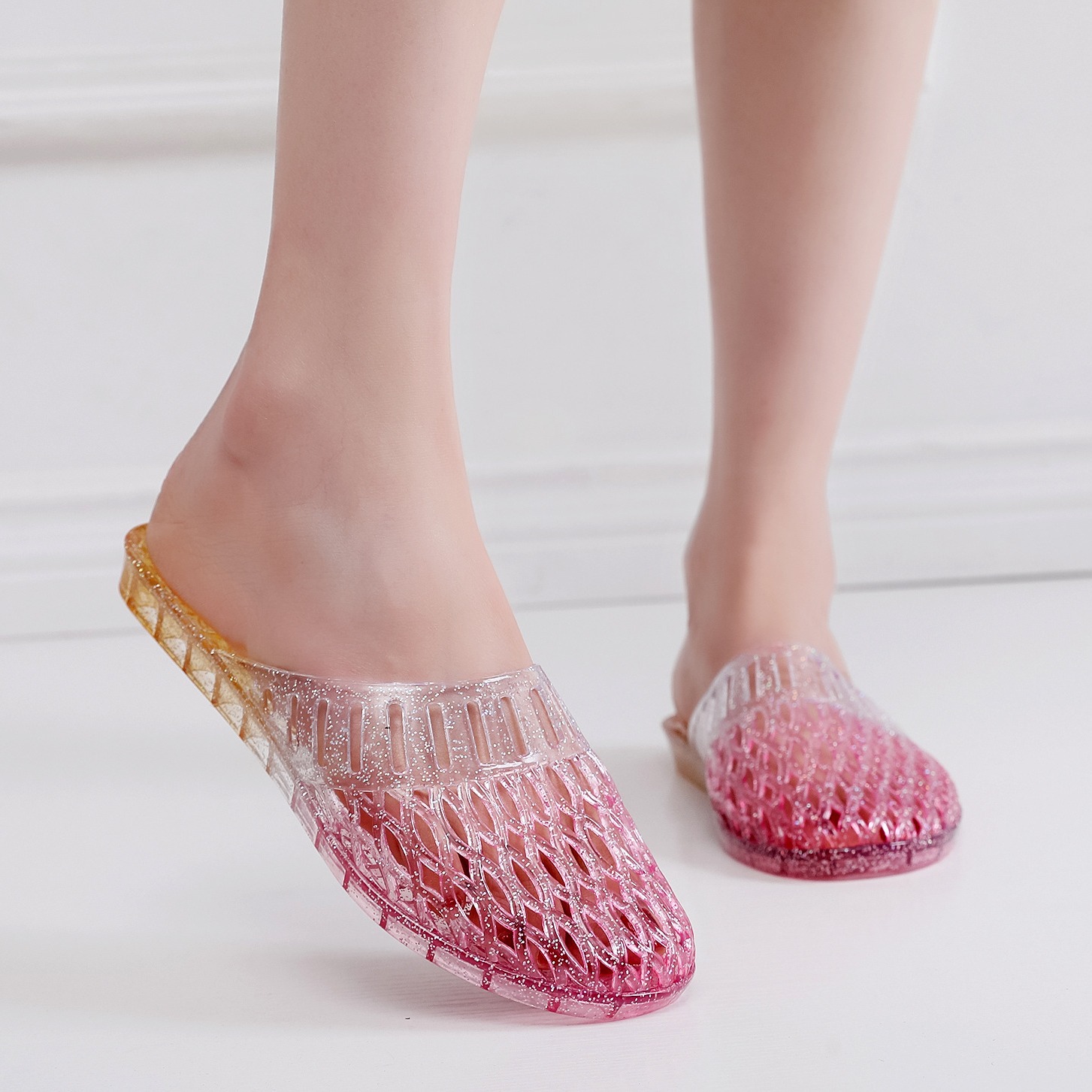 women's casual Crocs-style slippers