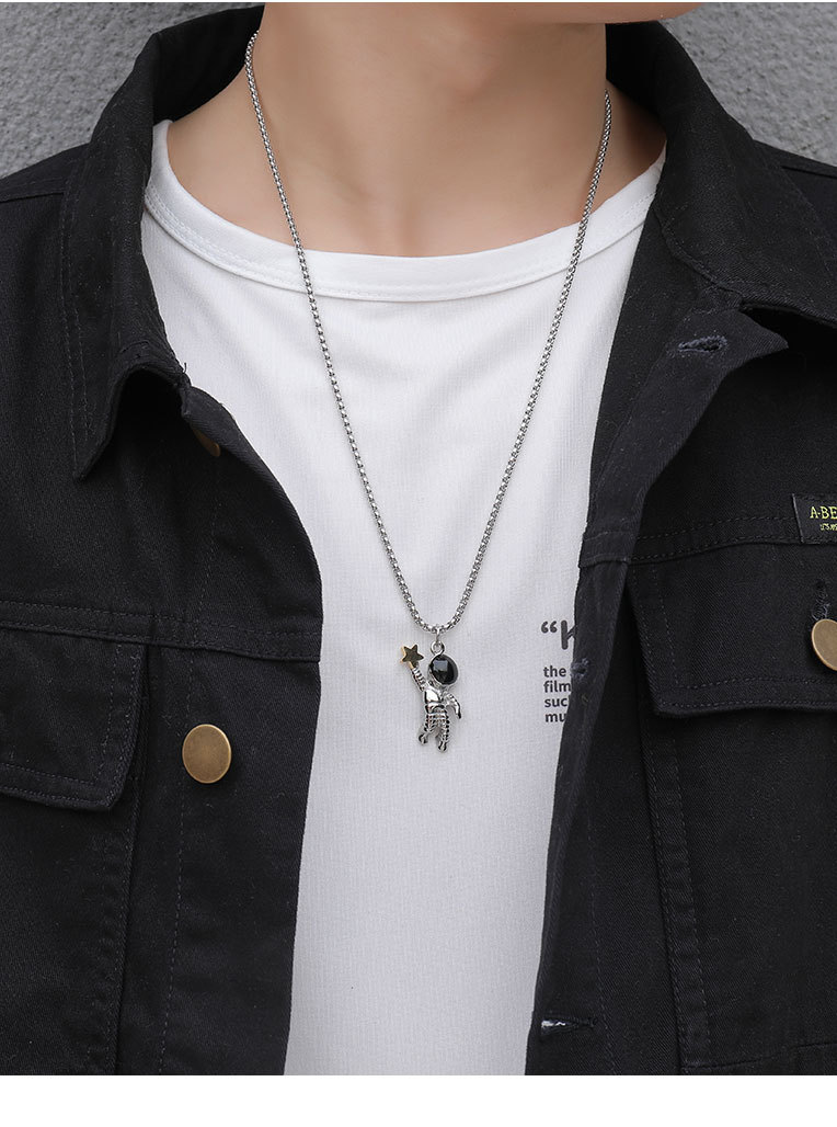Holiday, Street Occasion Stainless Steel, Alloy Material Hip-hop Astronaut Stainless Steel Alloy Unisex Pendant Necklace