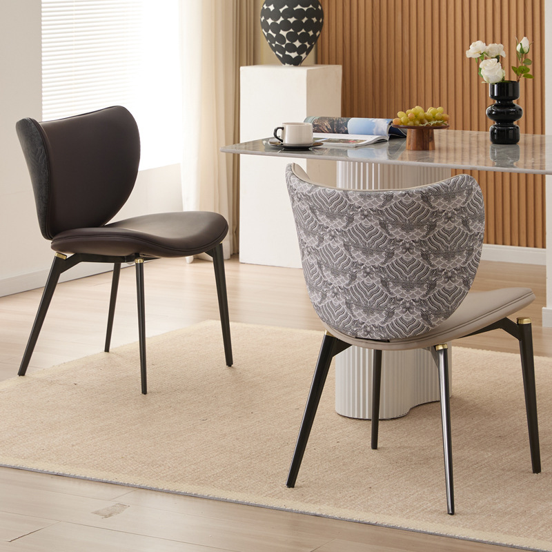 Silla de comedor minimalista italiana diseñadora de silla de ocio de lujo nórdica moderna silla de respaldo simple silla de negociación