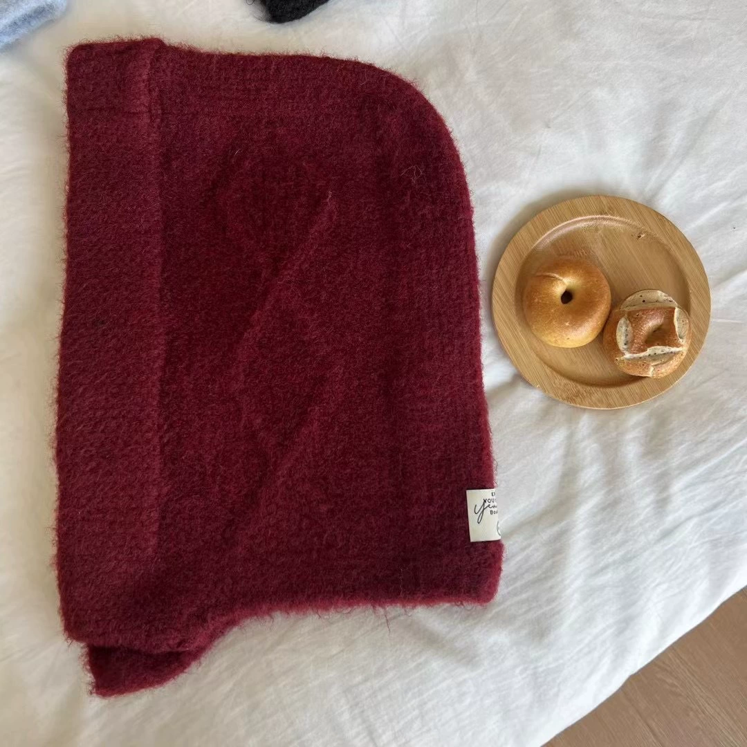 Demi-season woolen keep warm scarf with diamond pattern, knitted hat