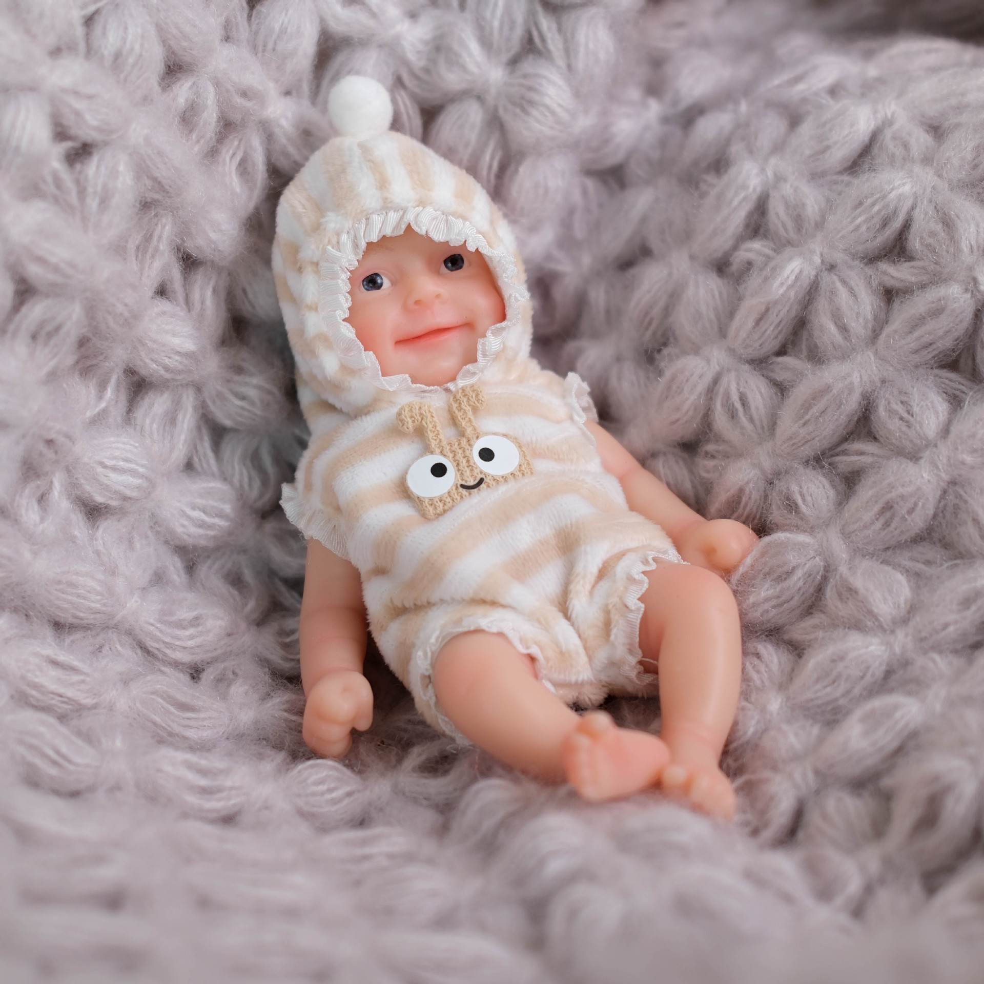 15 cm caracol pegatinas lapin Q bala sólida simulación de silicona muñeca renacimiento para niños Navidad sólida silicona