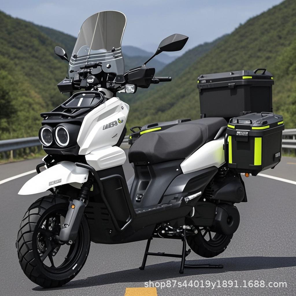 Brand new, license-able 150cc Tank Road Boss scooter, Tank fuel-powered vehicle, dual-seater off-road, direct from the manufacturer