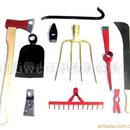 厂家供应 木柄包塑木工斧 各种斧子大全 钢镐等五金工具 价格实惠