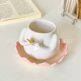 咖啡杯;盘;陶瓷杯