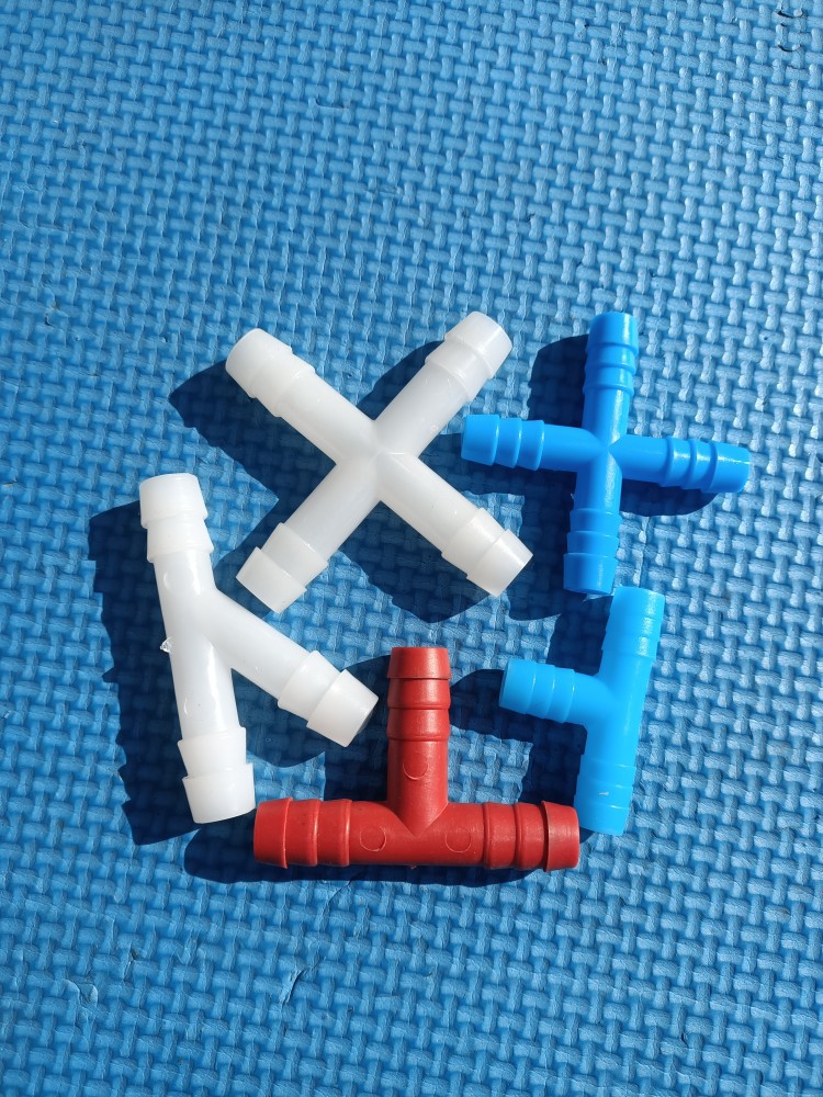 养殖鸽笼 兔笼鸡笼鹌鹑笼 水箱自动饮水粗变细变通 三通四通接头