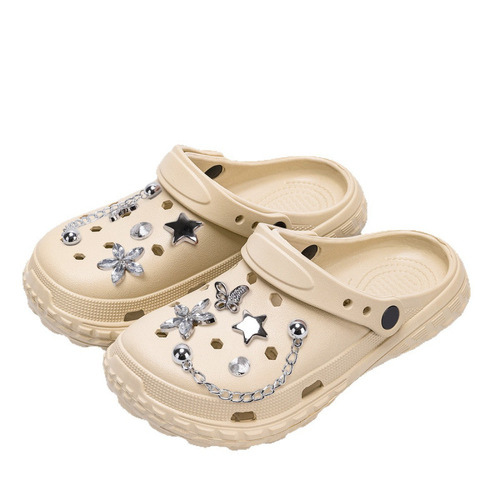 New style beach NIS hole shoes for women—non-slip, odor-resistant, with a “stepping-on-poop” feel; closed-toe slippers for women, perfect for summer outdoor wear.