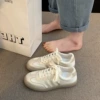 Champagne color