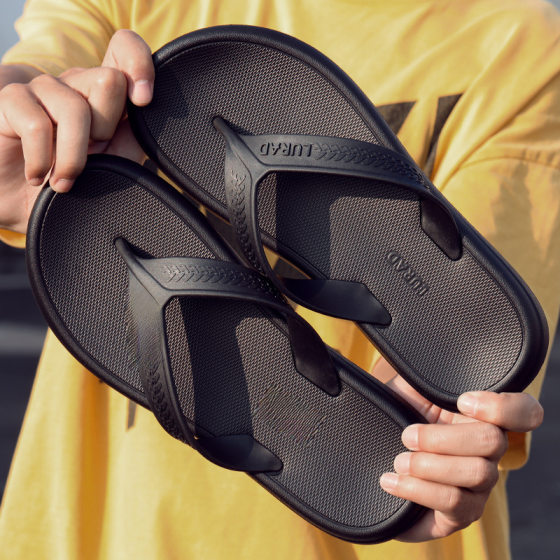 Ludadi Flip-Flops Men's Summer Non-slip Outdoor Wear Sandals Flip-flops Wear-resistant Black Rubber Beach Shoes Trendy