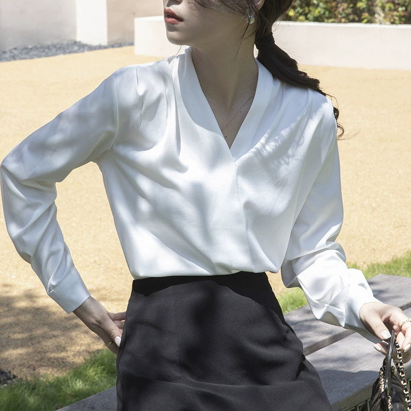 2025 французская атласная белая рубашка женский дизайн чувство ниши