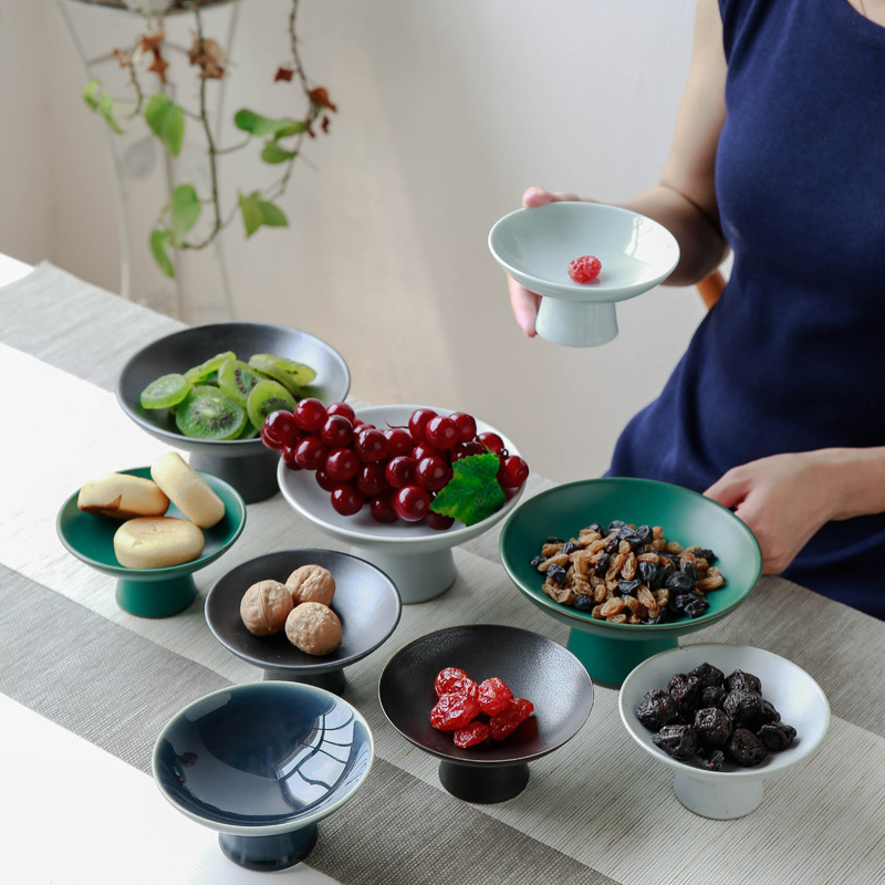 Refreshment Plate Exquisite Dim & Crest Plate Chinese Vintage Zen Fruit Plate New Year Snack Plate Chinese Style Ceramic High Foot Plate