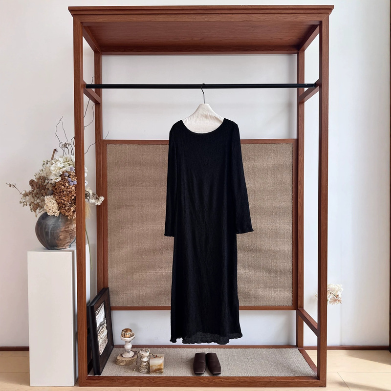 Shenzhen Nanyou 2026 Autumn/Winter ROW Style Basic Loose Straight Minimalist Pleated Casual Dress Shenzhen Nanyou 2026 Autumn/Winter ROW Style Basic Loose Straight Minimalist Pleated Casual Dress
