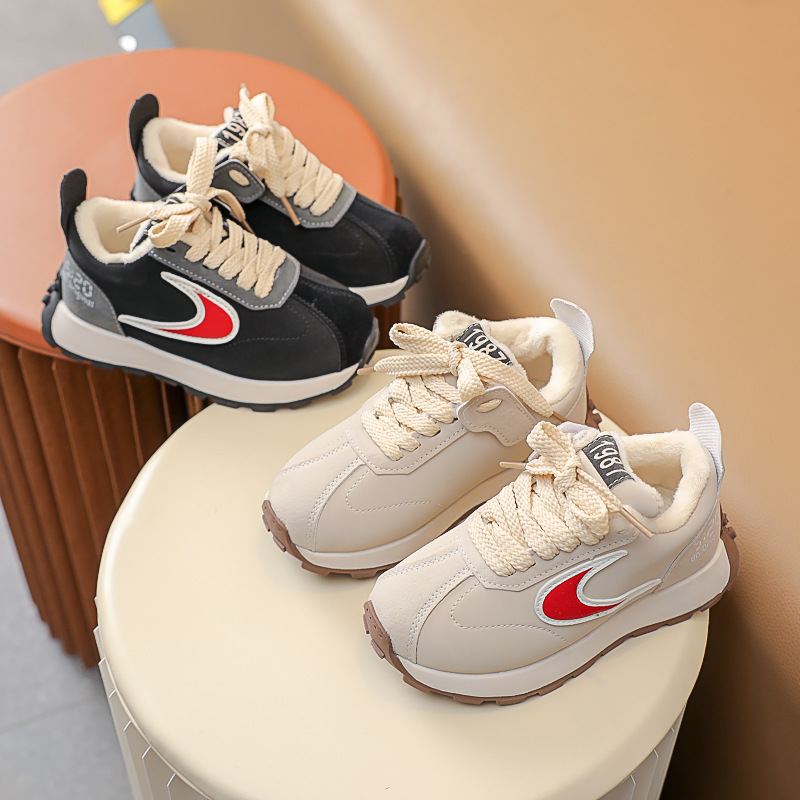 Zapatillas deportivas de algodón con forro polar fino para niños y niñas, otoño-invierno 2024, estilo casual, tipo "dad shoes" para niños y adolescentes.
