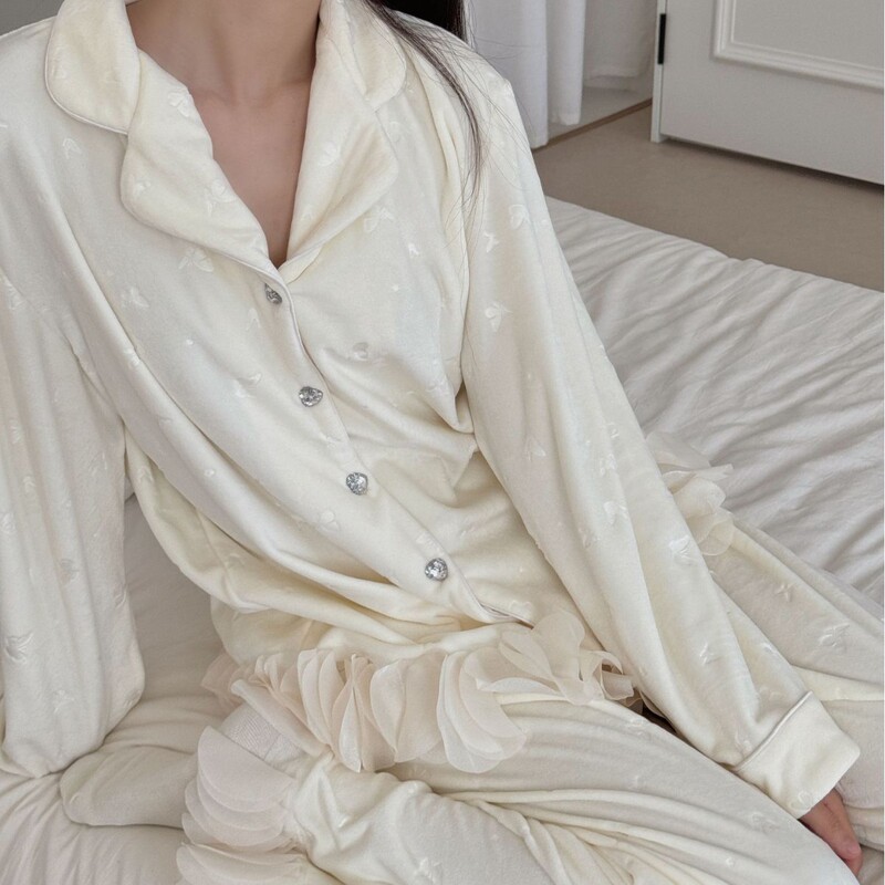 秋季新款海岛绒睡衣女蝴蝶压花双面绒韩式小清新简约家居服套装|undefined