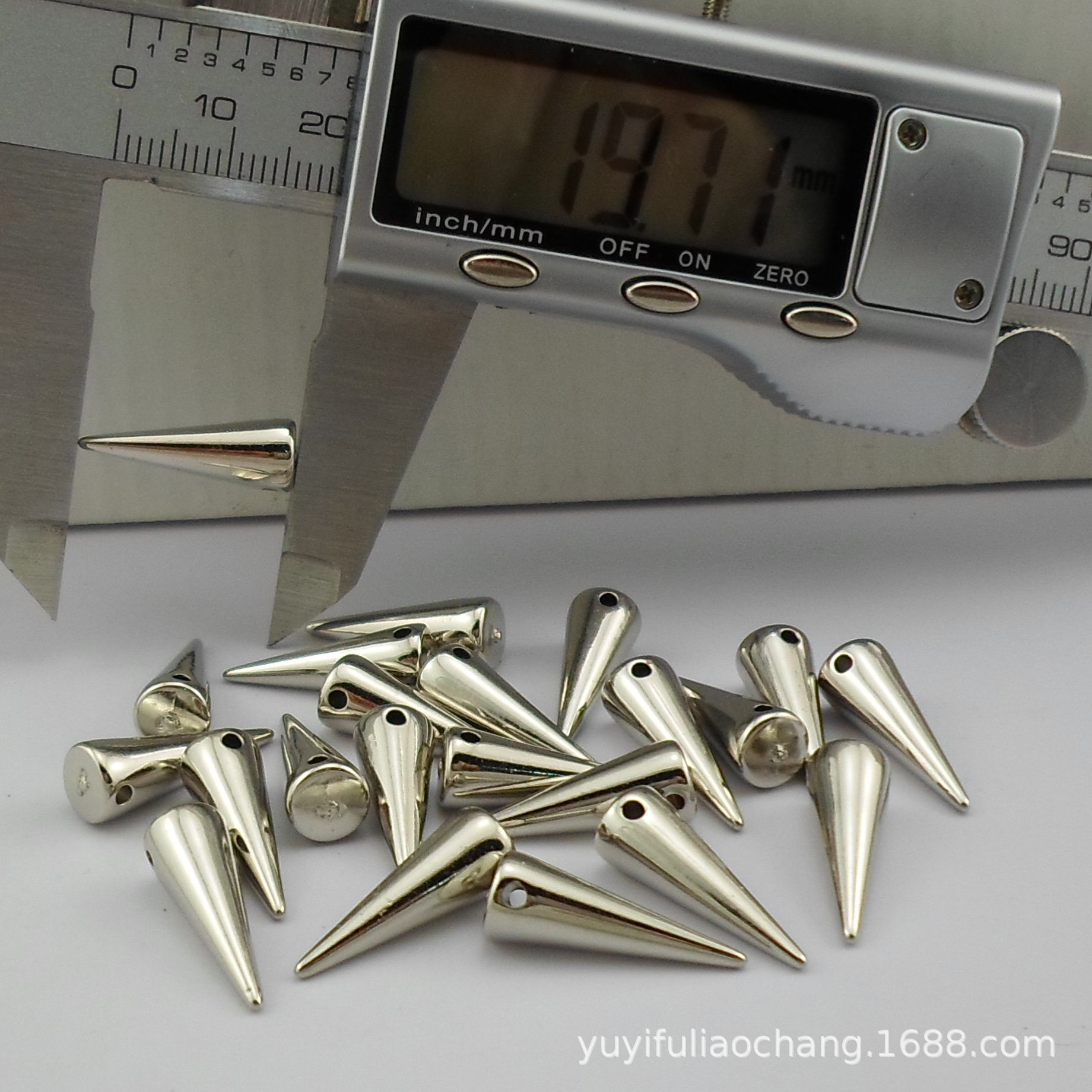 7×20MM手缝穿线子弹头铆钉