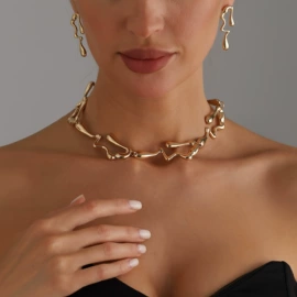 项链;脚饰;手链