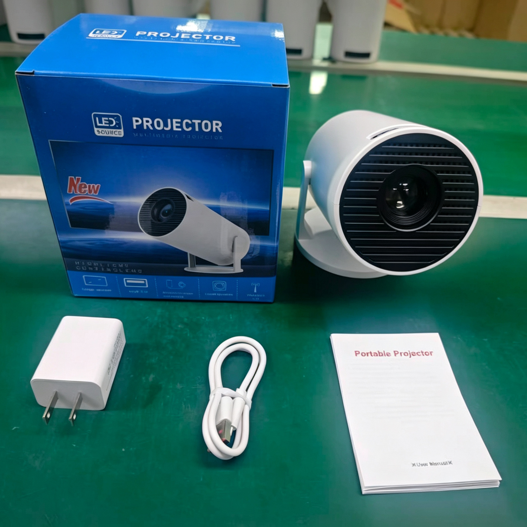 HY200 projektör yalnızca sınır ötesi kullanım için mevcuttur, ev ve dış mekan kullanımı için kablosuz projektör, araç içi projektör, hy300mini kablosuz ekran projeksiyonu.