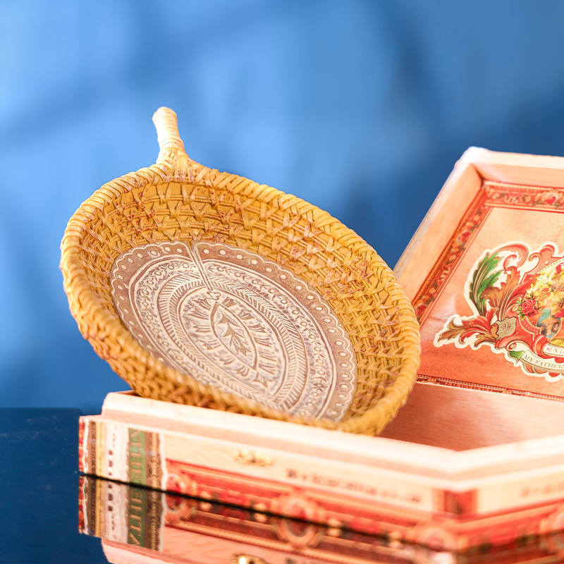 Simple Style Imitation Linen Grass and Wood Basket Desktop Small Ornaments Storage Household Items Dining Table TV Cabinet Decoration Simple Style Imitation Linen Grass and Wood Basket Desktop Small Ornaments Storage Household Items Dining Table TV Cabinet Decoration
