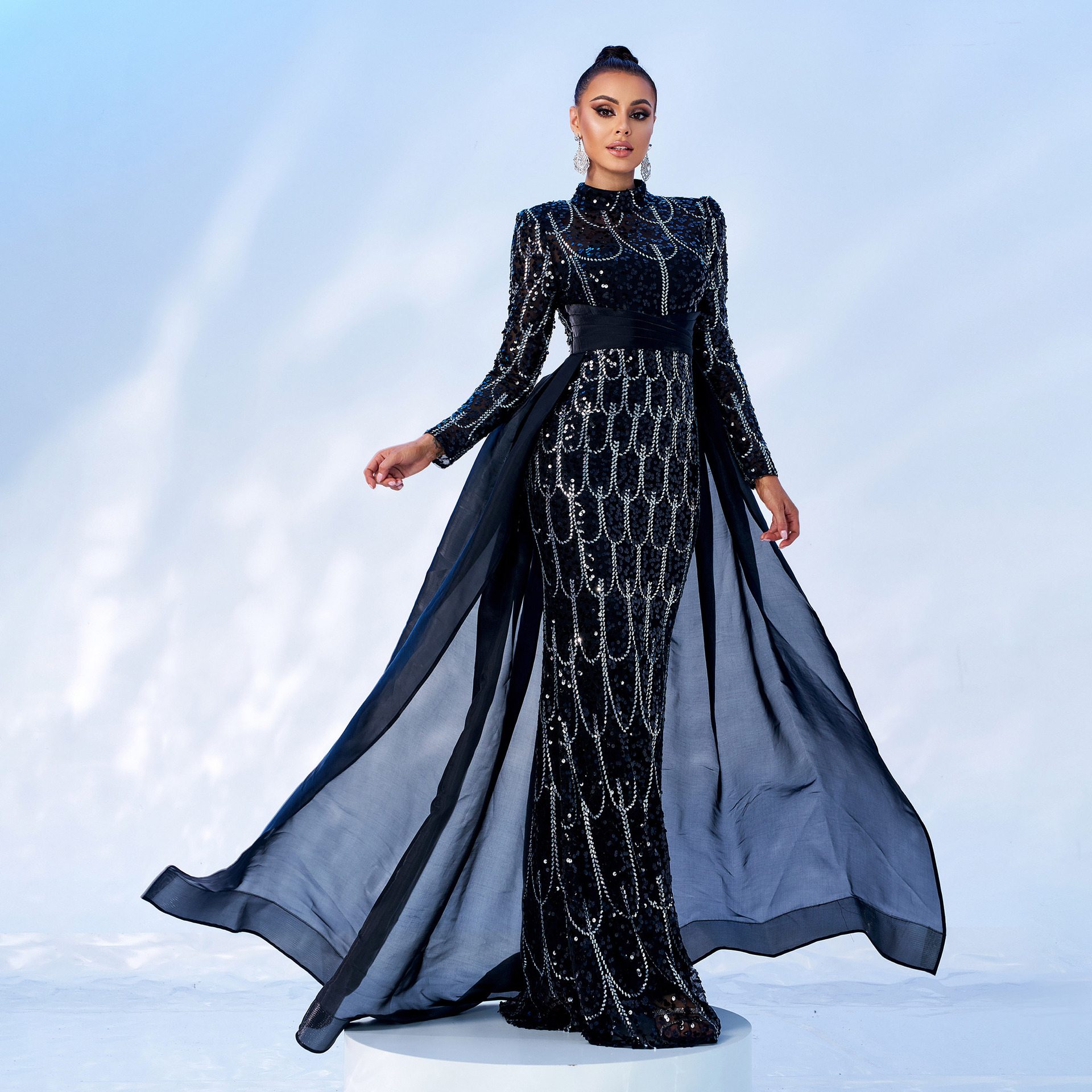 European And American New Long Sleeved Round Neck Long Sequined Banquet Cape Fishtail Evening Dress Bridesmaid Dress Dress Female_ecoleips.com