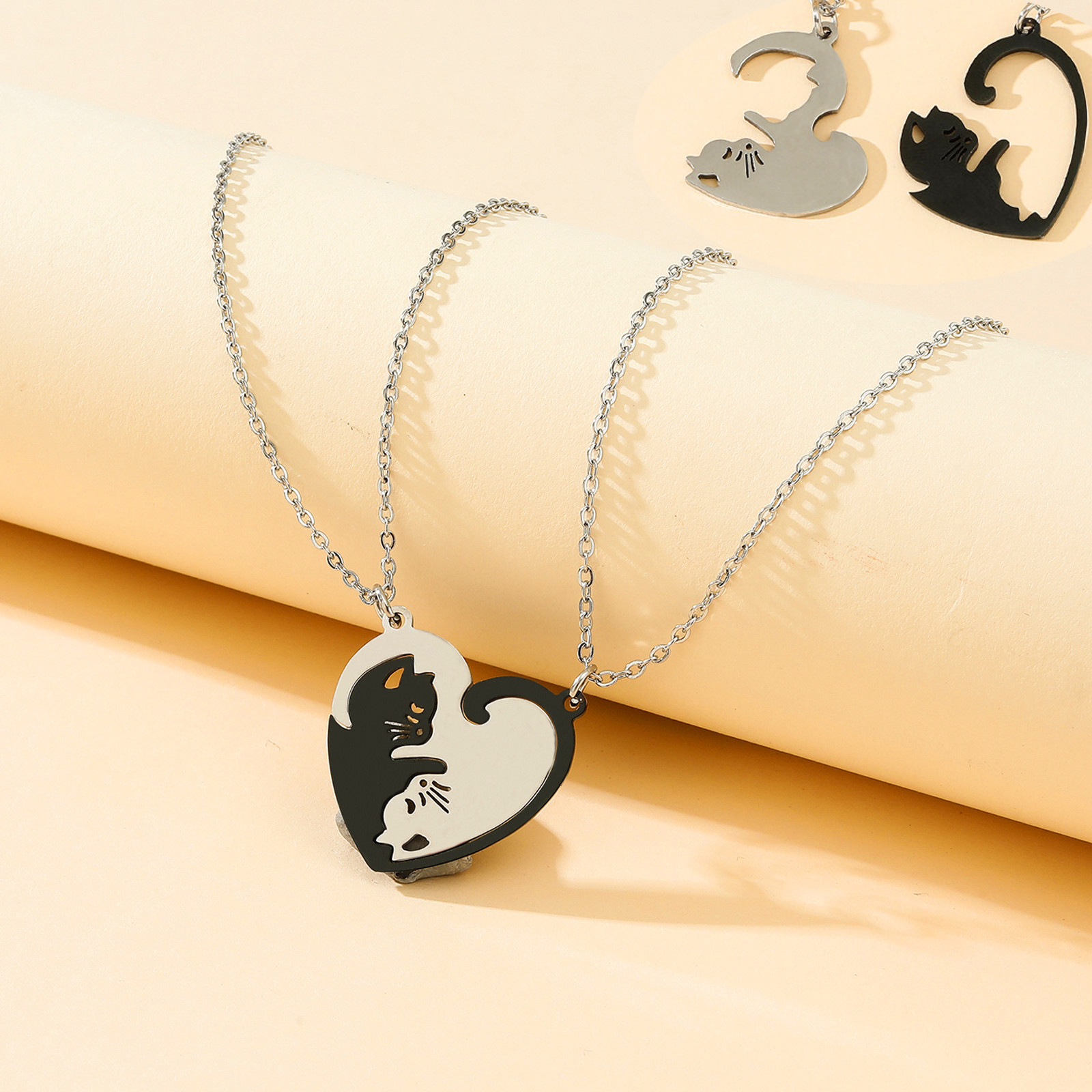 Sweet Heart Shape Cat Stainless Steel Titanium Steel Pendant Necklace 1 Piece display picture 1