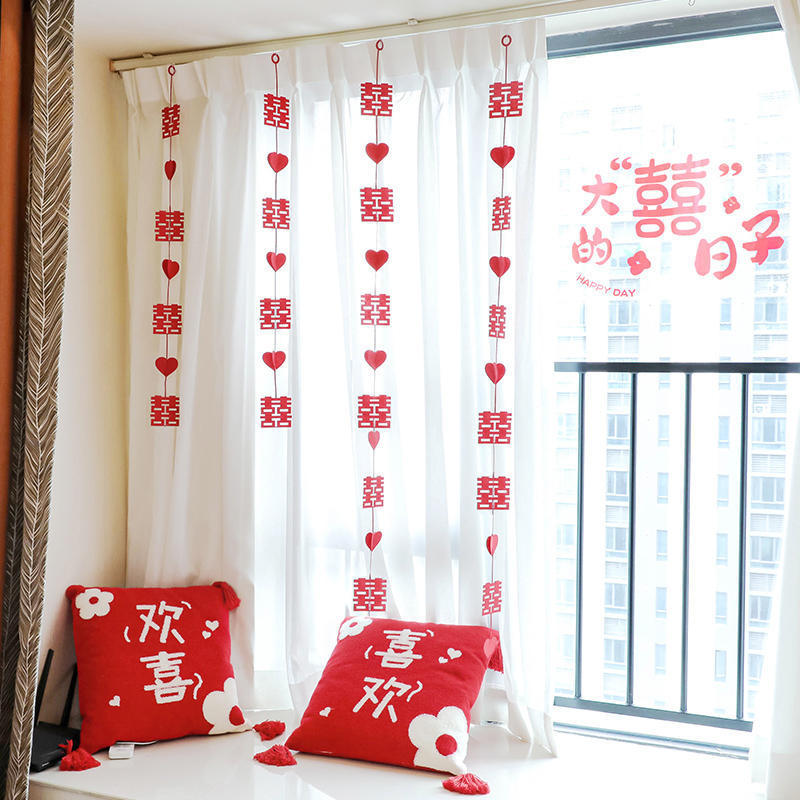 Hollywood-style lucky character heart-shaped pendant for wedding room decoration, matching Xiaohongshu style wedding accessories, new home decoration.