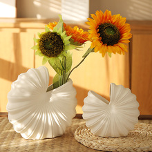 海螺陶瓷干花鲜花欧式简约创意新款个性客厅电视柜装饰摆件插花器