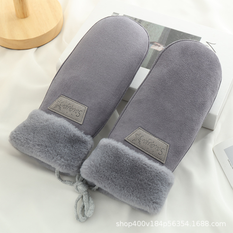 스웨이드 지-디어 로고-그레이