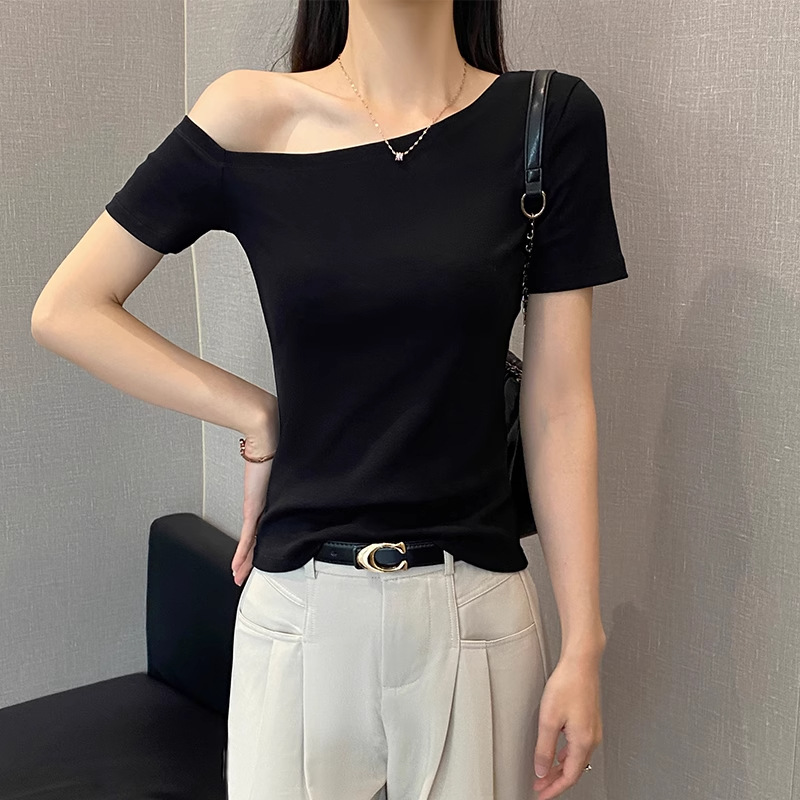 검은색