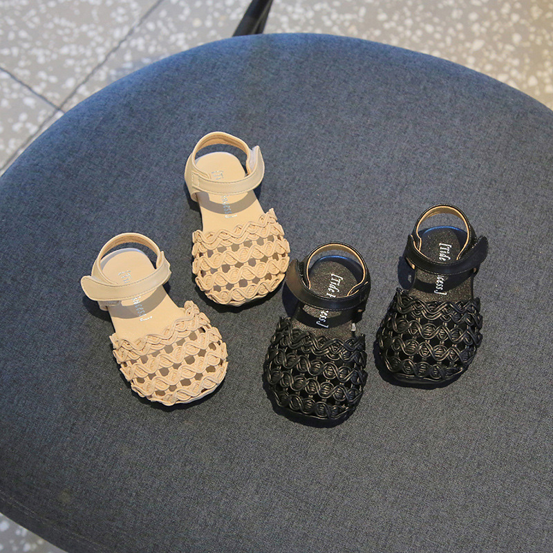 Girls Princess Shoes Hollow Breathable Summer Sandals 1-3 Years Old Baby Soft Sole Non-slip Toddler Shoes Soft Surface Does Not Wear Feet