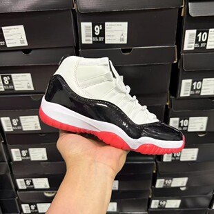 �羳AJ11��Ů�ߎͻ@��Ь��ԭ��11��ħ������٤�R�{����\��Ь��Ь