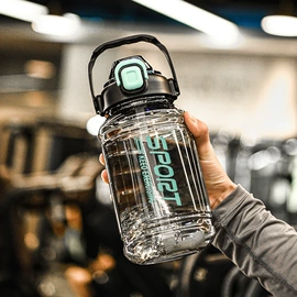 塑料杯;随手杯;吸管杯