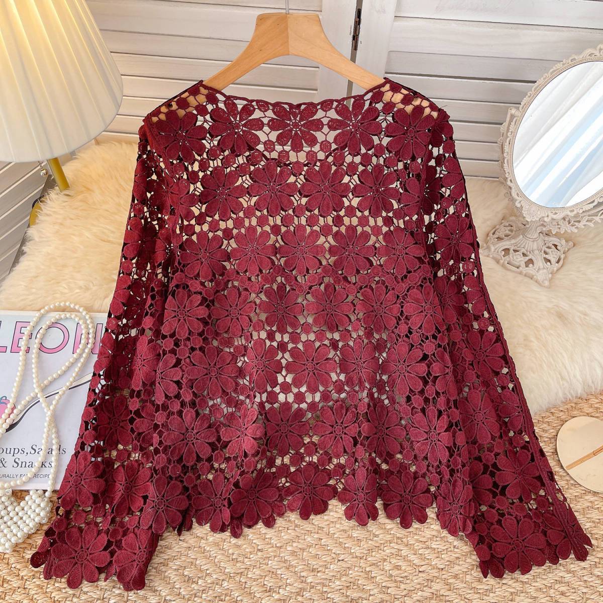 New Long-Sleeved Knitwear 2024 Retro Striped Cardigan Design Short V-Neck Button Versatile Top Women's Clothing 1