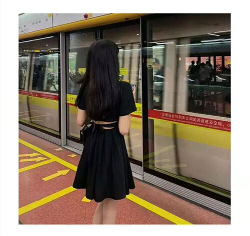 2025 summer new style preppy style French black suit dress, carefully designed to close the waist, a-line short skirt