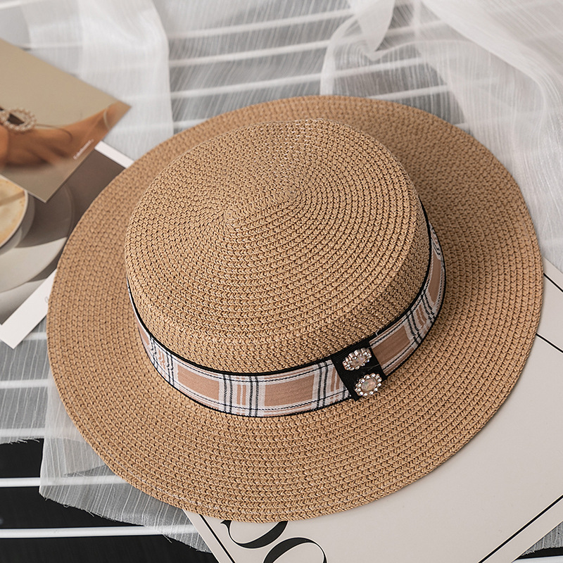 امرأة أسلوب بسيط يسافر يوميا الى العمل كتلة اللون رقعة قماشية طنف مسطح قبعة من القش display picture 5