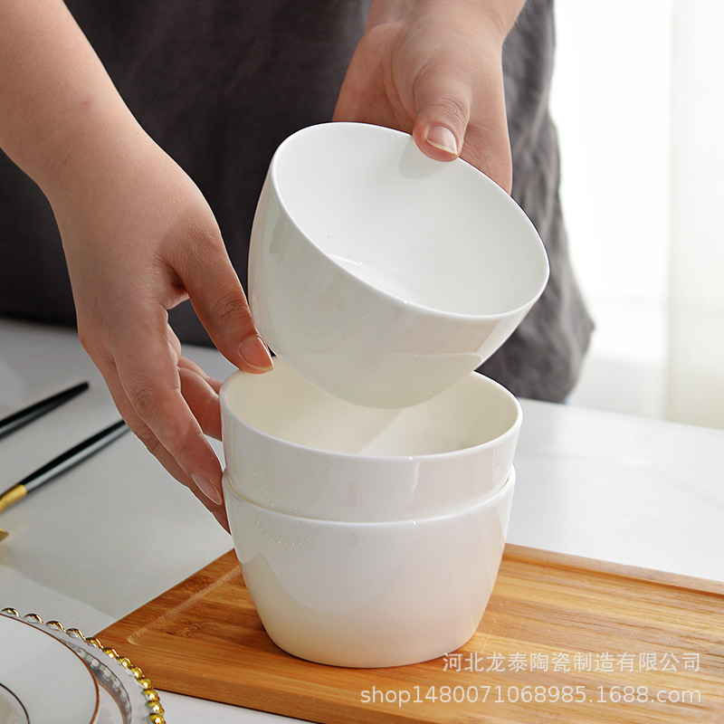 家庭用の創意的な白い唐山の骨の磁器の食器の食器の日本式の高い足のご飯の顔の碗の陶磁器の碗はロゴを決めることができます。|undefined