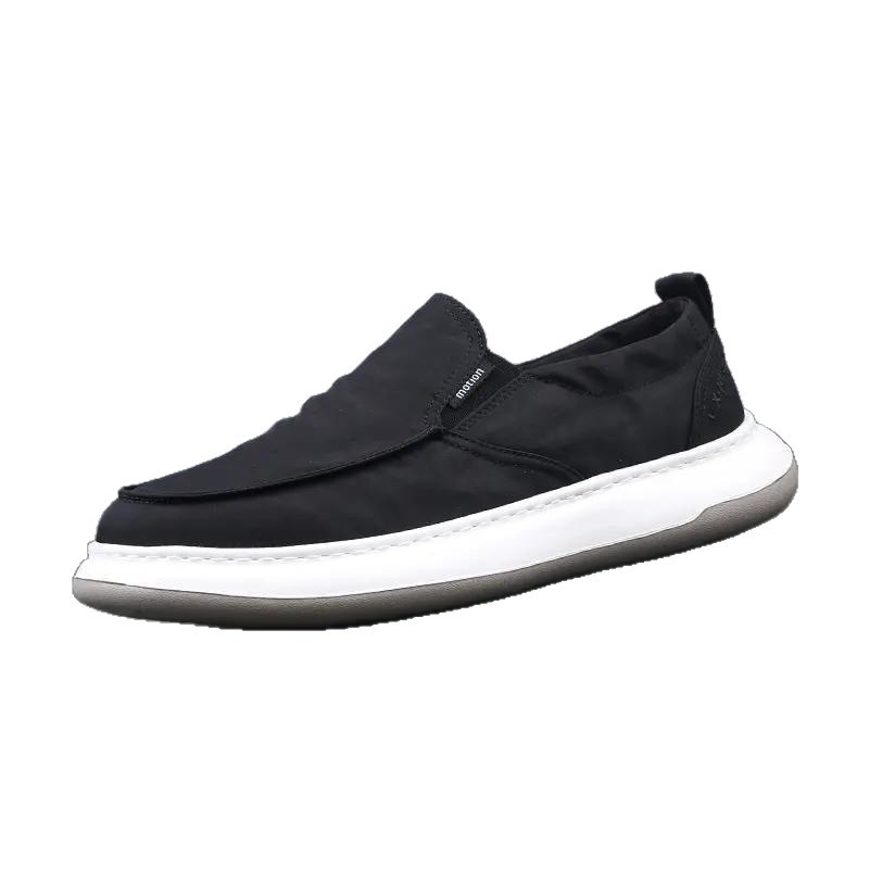 Zapatos casuales de lona de alta gama para hombre, verano 2026, sencillos y versátiles, de caña baja, sin cordones, ligeros, delgados y transpirables.