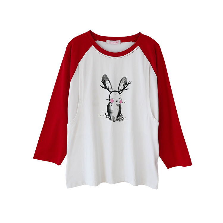 産後の授乳の上着は長袖のtシャツに外出します。|undefined