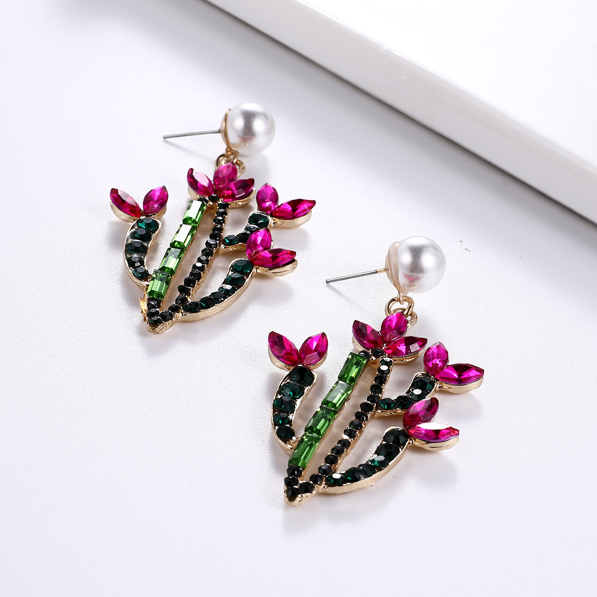 pearl flower temperament female personality sweet cactus earrings