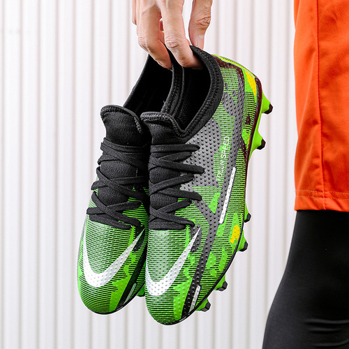 Footwear for Men and Women, Primary and Middle School Students, Children's Football Shoes AG, Long Tack, Competitive and Training, Fragmented Tacks Rubber, Dropshipping One Piece