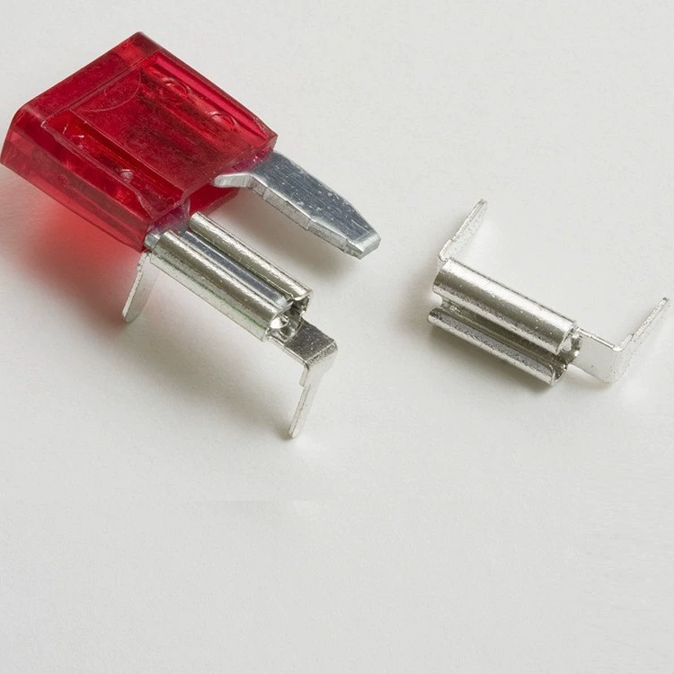 Зажим предохранителя с вставкой MINI, небольшой горизонтальный зажим предохранителя с вставкой, небольшой автомобильный зажим предохранителя с вставкой