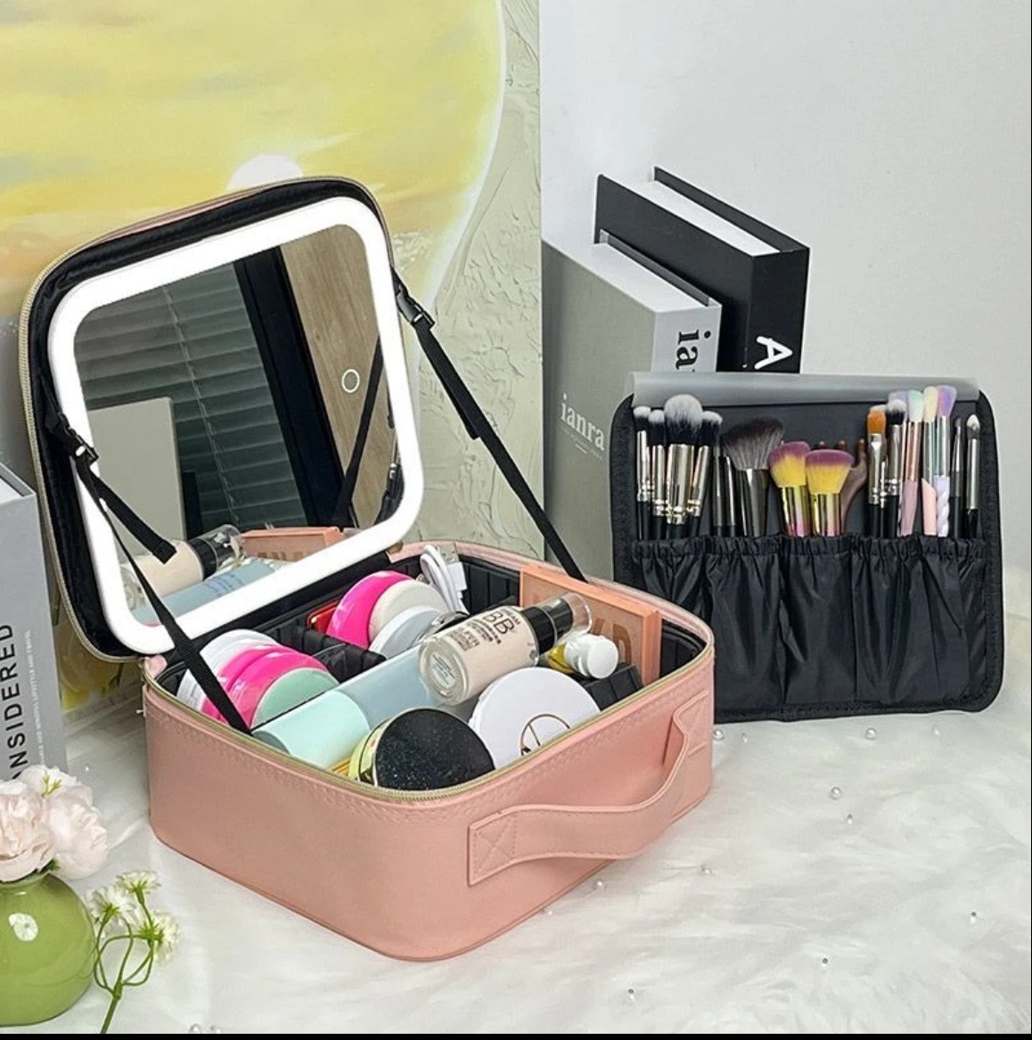 Cosmetic Bag with Mirror Led Light, Carry-On Small Bag for Women When Going Out, Large Capacity, High-End Accessible Luxury Makeup Artist and Makeup Artist