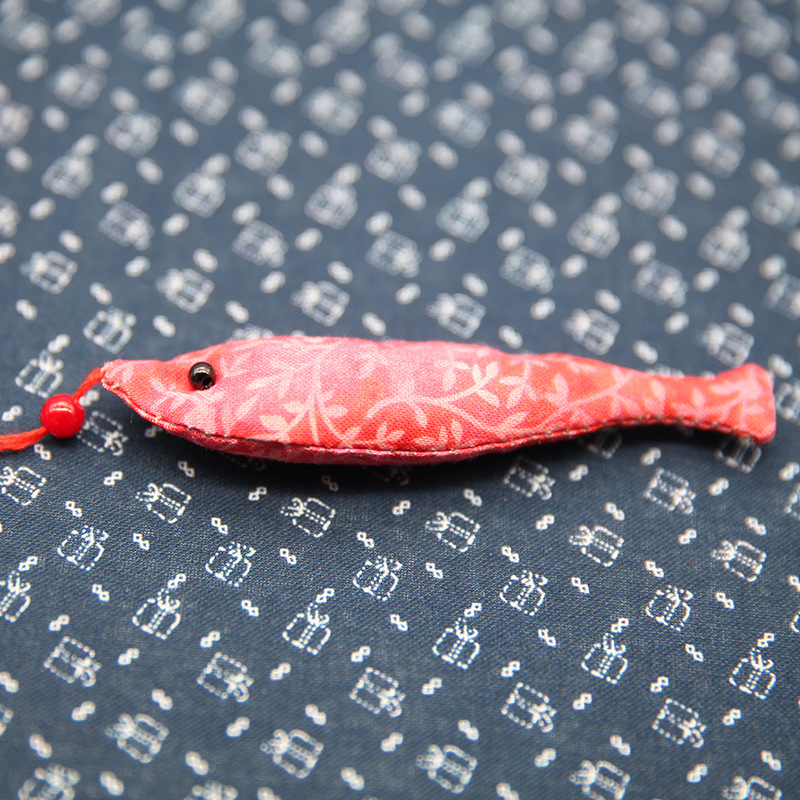 Patchwork estilo antiguo pescado coche colgante bolsa joyería suéter cadena bordado decorativo hecho a mano DIY llavero colgante