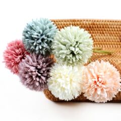 真似の菊の卓球の花のマカロンの配色の人工の偽の花の結婚祝いの配置のデスクトップの置物の撮影の道具