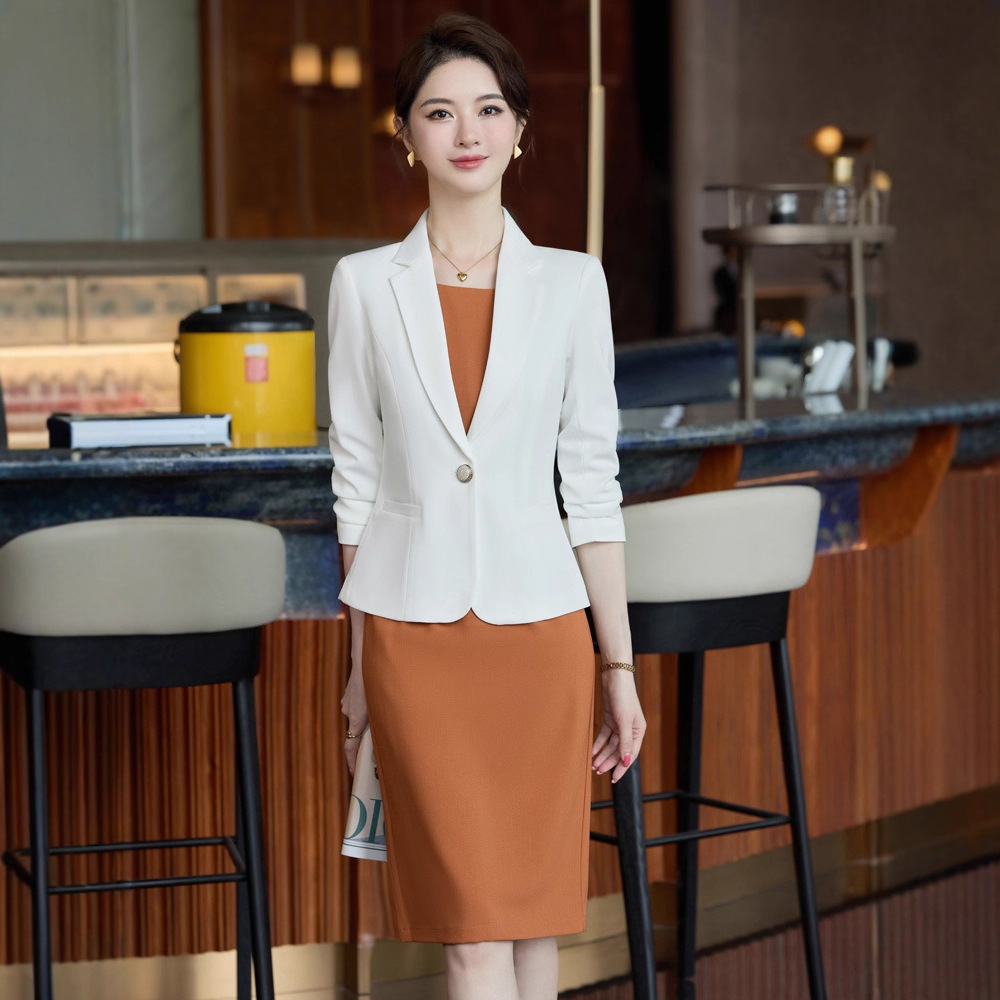 粉色西装外套女春秋2025新款感小个子时尚气质修身职业小西服