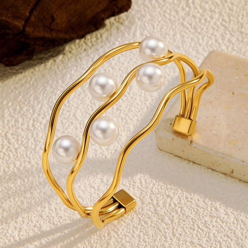 Cross-border European and American new luxury simple high-grade pearl line beauty 18k304 stainless steel bracelet 