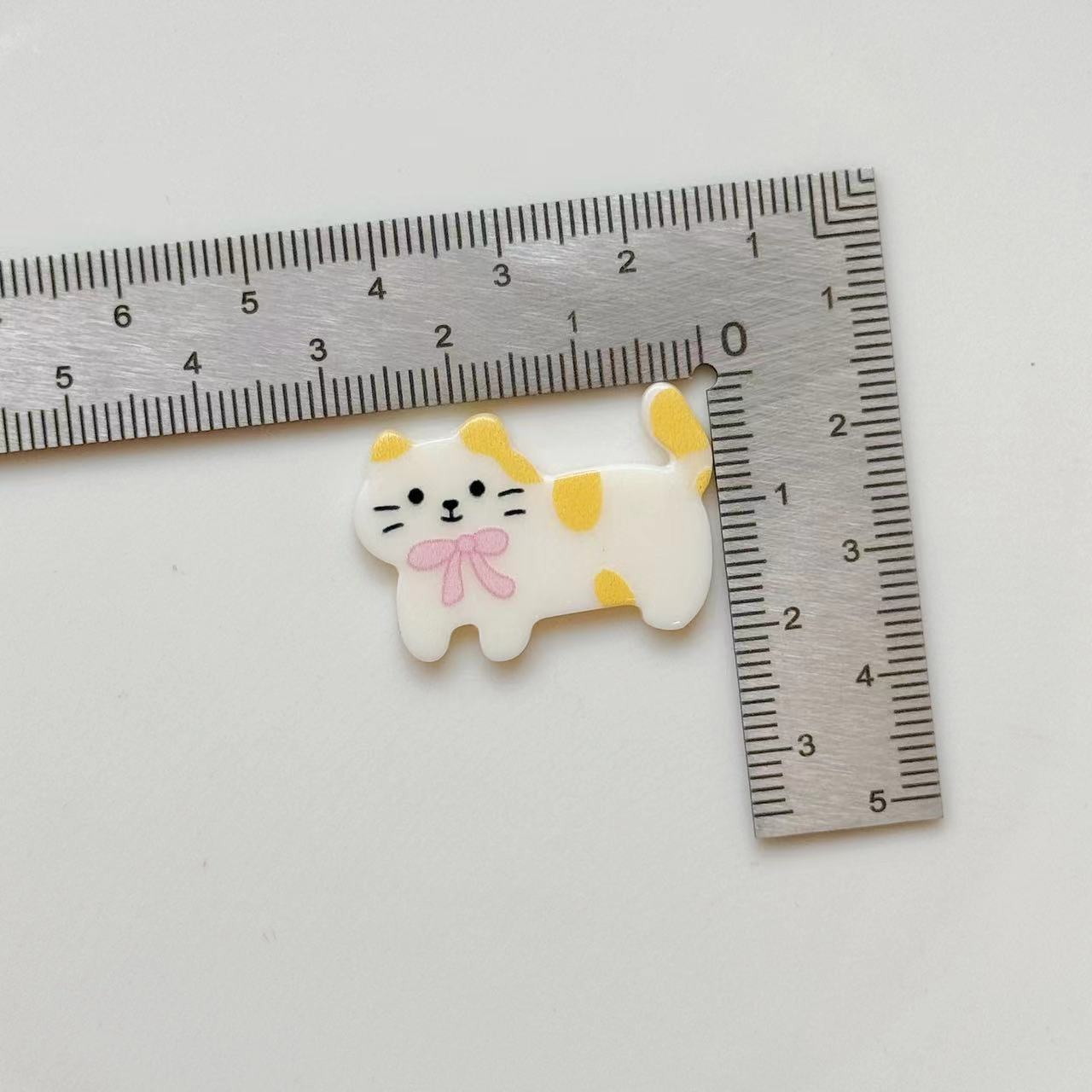 노란 도트 고양이